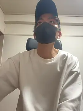 Snapshot of Manato_jp_1215 chatting on 05-17-26, 01:07 Manato jp 1215 online show from 05-17-26, 01:07