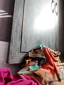 Snapshot of shalini_fire chatting on 09-12-25, 04:51 shalini fire online show from 09-12-25, 04:51