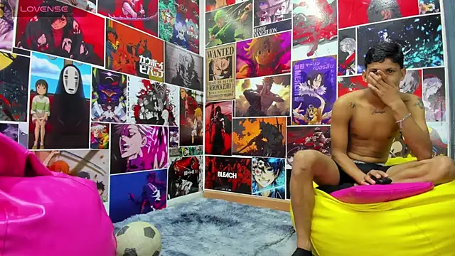 Snapshot of Jeffry_wolvess chatting on 01-15-25, 03:39 Jeffry wolvess online show from 01-15-25, 03:39