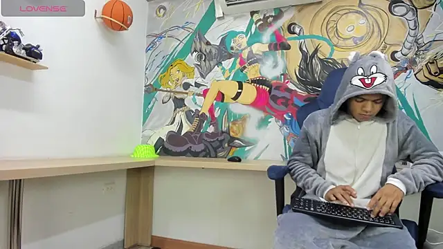 Snapshot of Jeffry_wolvess chatting on 02-20-25, 12:36 Jeffry wolvess online show from 02-20-25, 12:36