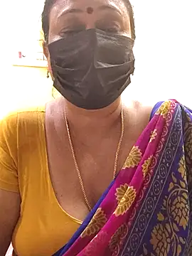 Snapshot of rekha_naier chatting on 03-01-25, 12:12 rekha naier online show from 03-01-25, 12:12