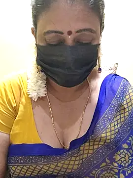 Snapshot of rekha_naier chatting on 03-01-25, 07:37 rekha naier online show from 03-01-25, 07:37