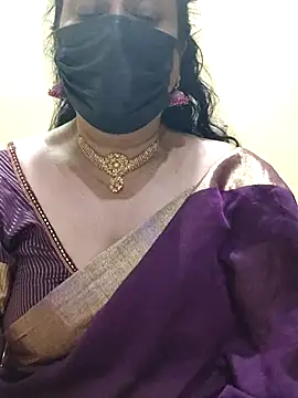 Snapshot of rekha_naier chatting on 03-02-25, 10:27 rekha naier online show from 03-02-25, 10:27