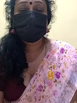 Snapshot of rekha_naier chatting on 03-07-25, 07:19 rekha naier online show from 03-07-25, 07:19