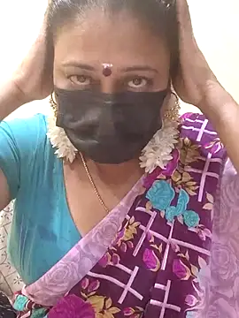 Snapshot of rekha_naier chatting on 03-10-25, 03:52 rekha naier online show from 03-10-25, 03:52