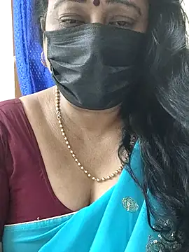 Snapshot of rekha_naier chatting on 09-14-25, 02:05 rekha naier online show from 09-14-25, 02:05