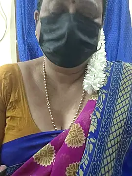 Snapshot of rekha_naier chatting on 09-16-25, 03:46 rekha naier online show from 09-16-25, 03:46