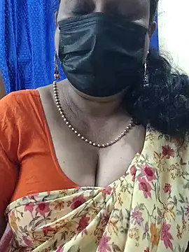 Snapshot of rekha_naier chatting on 09-21-25, 10:44 rekha naier online show from 09-21-25, 10:44