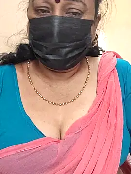 Snapshot of rekha_naier chatting on 10-08-25, 06:11 rekha naier online show from 10-08-25, 06:11