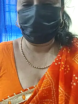 Snapshot of rekha_naier chatting on 10-14-25, 07:42 rekha naier online show from 10-14-25, 07:42