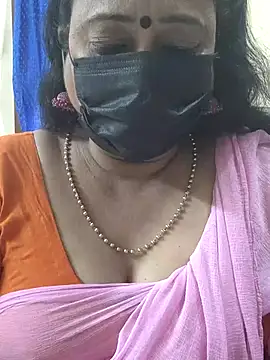 Snapshot of rekha_naier chatting on 10-17-25, 07:22 rekha naier online show from 10-17-25, 07:22