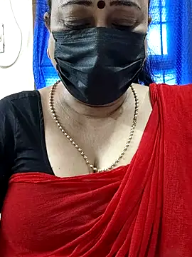 Snapshot of rekha_naier chatting on 11-22-25, 03:16 rekha naier online show from 11-22-25, 03:16