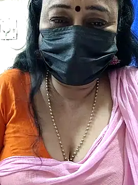 Snapshot of rekha_naier chatting on 11-27-25, 07:10 rekha naier online show from 11-27-25, 07:10