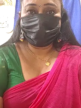 Snapshot of rekha_naier chatting on 06-18-26, 05:17 rekha naier online show from 06-18-26, 05:17