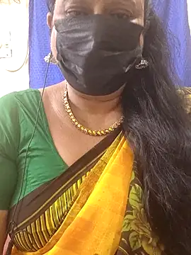 Snapshot of rekha_naier chatting on 07-15-26, 05:18 rekha naier online show from 07-15-26, 05:18