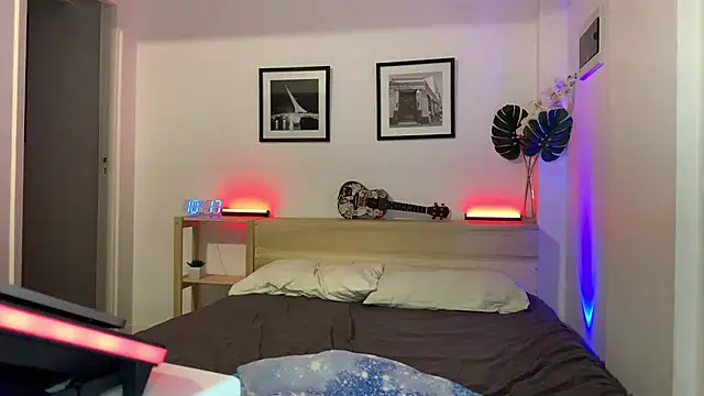 Snapshot of Den_BlueXx chatting on 01-28-25, 01:18 Den BlueXx online show from 01-28-25, 01:18