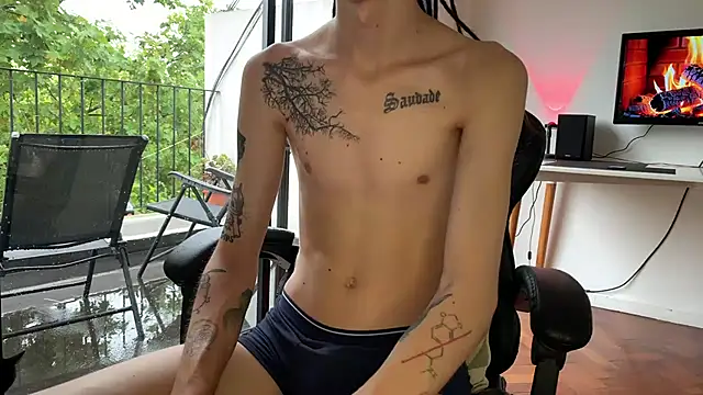 Snapshot of Den_BlueXx chatting on 02-24-25, 06:15 Den BlueXx online show from 02-24-25, 06:15