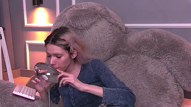 PamelamyDreamys online show from 02-20-25, 06:57