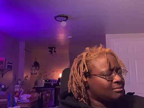 BigKittyRaven online show from 12-25-24, 02:25