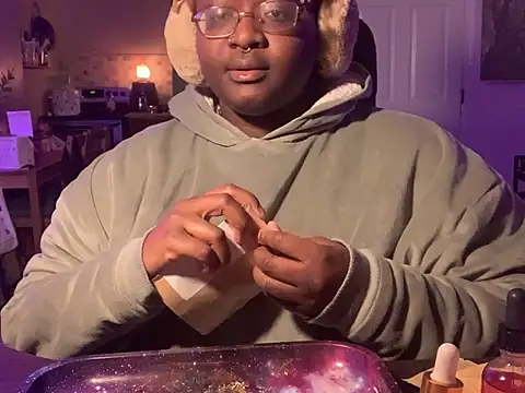 BigKittyRaven online show from 12-26-24, 02:22