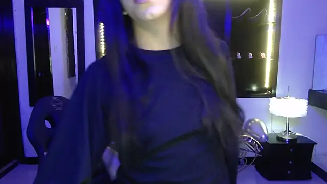 Angela Diaz  online show from 01-18-25, 02:12