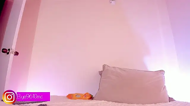 ellie mcdonald online show from 02-27-25, 07:37