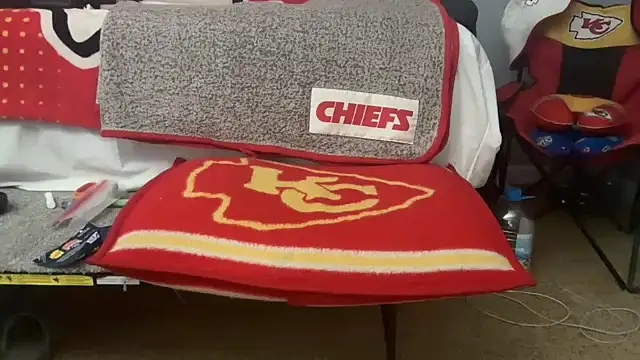 Snapshot of skarfosbabes69 chatting on 10-14-25, 03:57 skarfosbabes69 online show from 10-14-25, 03:57