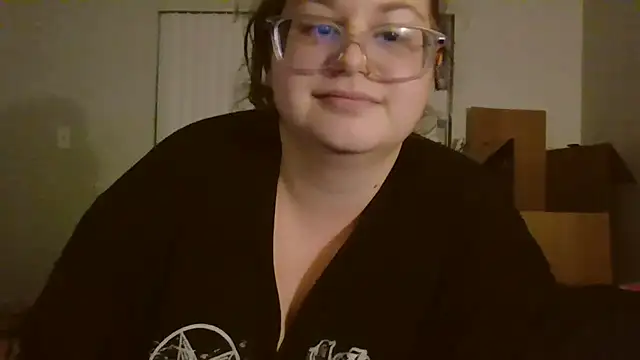 HoneyBear19 online show from 12-08-24, 08:20