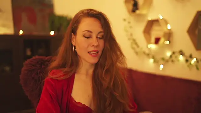 Snapshot of Berberis__Silene chatting on 12-29-24, 10:57 Berberis Silene online show from 12-29-24, 10:57