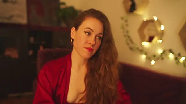 Snapshot of Berberis__Silene chatting on 01-20-25, 10:15 Berberis Silene online show from 01-20-25, 10:15