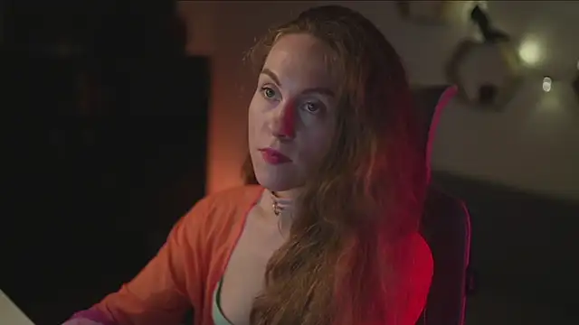 Snapshot of Berberis__Silene chatting on 09-14-25, 06:51 Berberis Silene online show from 09-14-25, 06:51