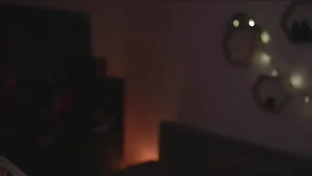 Snapshot of Berberis__Silene chatting on 09-21-25, 07:37 Berberis Silene online show from 09-21-25, 07:37