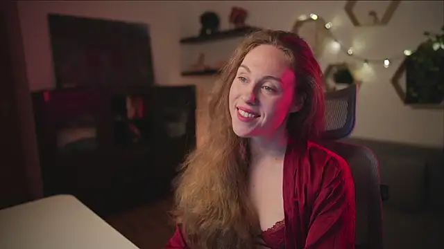 Snapshot of Berberis__Silene chatting on 10-19-25, 06:30 Berberis Silene online show from 10-19-25, 06:30