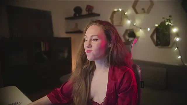 Snapshot of Berberis__Silene chatting on 10-24-25, 08:16 Berberis Silene online show from 10-24-25, 08:16