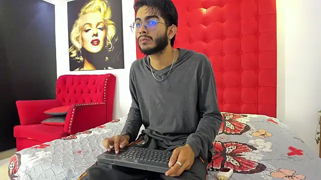 orion perla online show from 03-11-25, 04:21