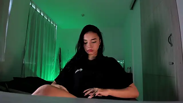 Snapshot of AnabelWolf chatting on 01-31-25, 09:37 AnabelWolf online show from 01-31-25, 09:37