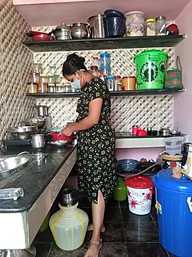 Tamil Shalini Lustyy online show from 09-11-25, 05:07