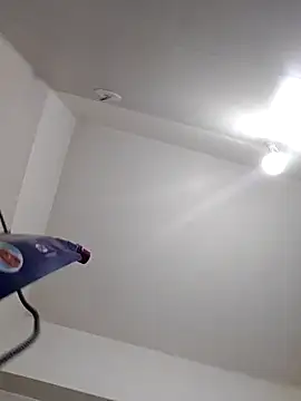 samee00721 online show from 02-09-25, 03:32