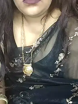 Snapshot of Mayuri77 chatting on 01-28-25, 04:50 Mayuri77 online show from 01-28-25, 04:50