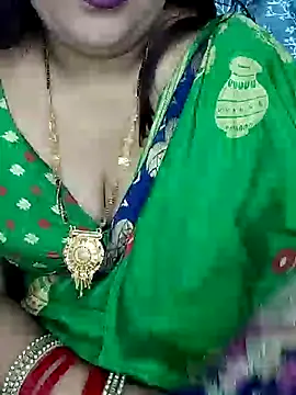 Snapshot of Mayuri77 chatting on 01-30-25, 06:13 Mayuri77 online show from 01-30-25, 06:13