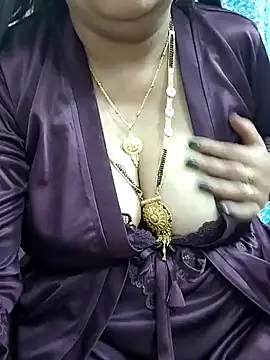 Snapshot of Mayuri77 chatting on 02-01-25, 05:16 Mayuri77 online show from 02-01-25, 05:16