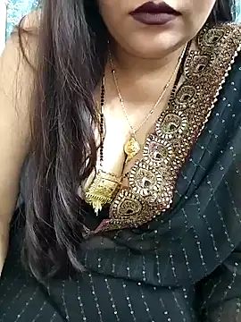 Snapshot of Mayuri77 chatting on 02-03-25, 10:25 Mayuri77 online show from 02-03-25, 10:25