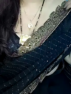 Snapshot of Mayuri77 chatting on 02-04-25, 03:47 Mayuri77 online show from 02-04-25, 03:47