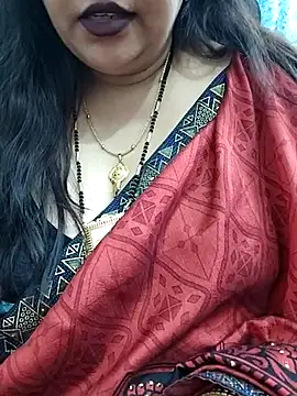 Snapshot of Mayuri77 chatting on 02-13-25, 05:44 Mayuri77 online show from 02-13-25, 05:44