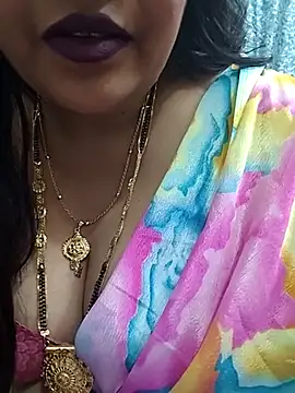 Snapshot of Mayuri77 chatting on 02-21-25, 09:56 Mayuri77 online show from 02-21-25, 09:56