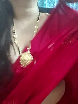 Snapshot of Mayuri77 chatting on 03-04-25, 05:34 Mayuri77 online show from 03-04-25, 05:34