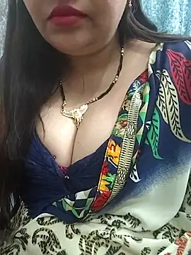 Snapshot of Mayuri77 chatting on 03-13-25, 03:11 Mayuri77 online show from 03-13-25, 03:11