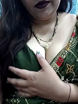 Snapshot of Mayuri77 chatting on 03-18-25, 06:57 Mayuri77 online show from 03-18-25, 06:57