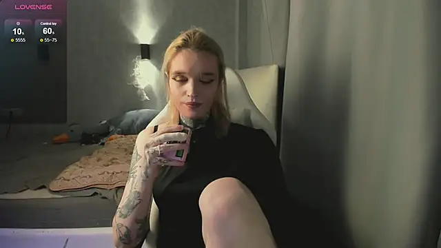 Simona Rain online show from 12-04-25, 12:42