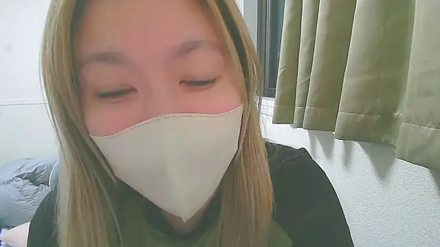 Snapshot of Remi_official chatting on 07-26-26, 09:49 Remi official online show from 07-26-26, 09:49